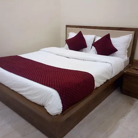 Hotel Golden Lake Mumbai