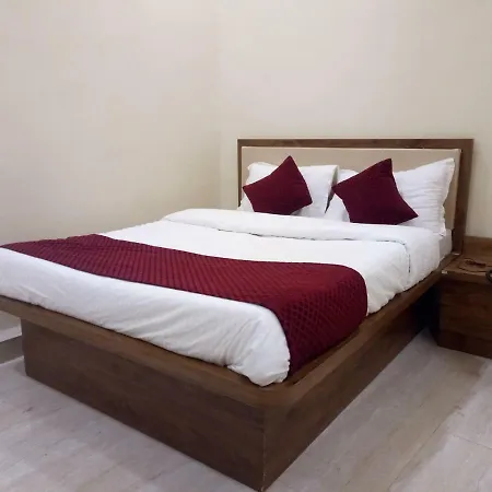 Hotel Golden Lake Mumbai