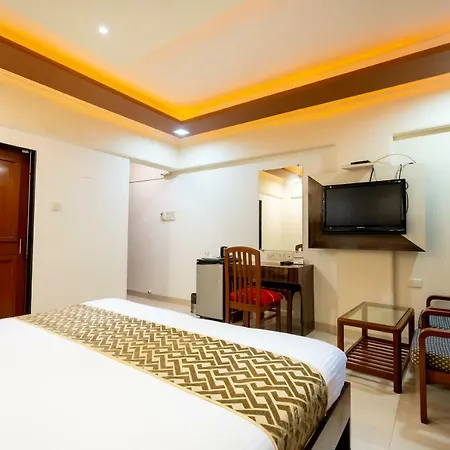Mina International Hotel 3*