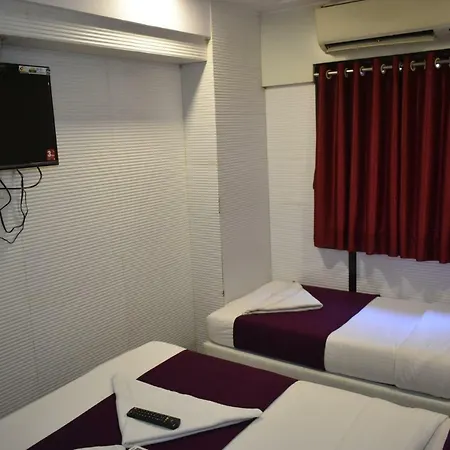 Hotel Arma Court - Near Us Embassy, Bkc