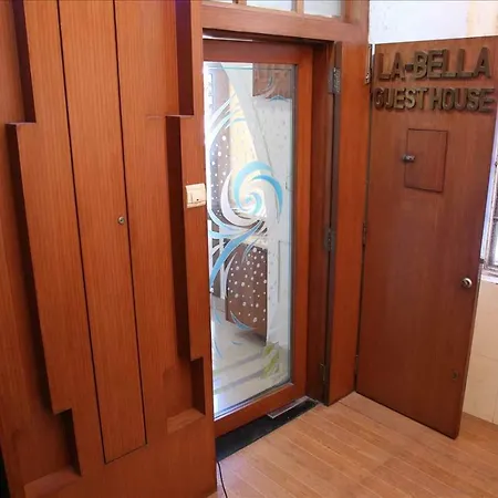 La-bella Guest house