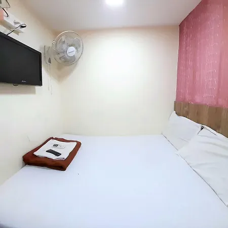 Hexa Star Royal Guest house *