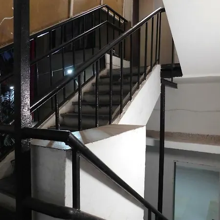 Hostel Abuzz Sakinaka Mumbai