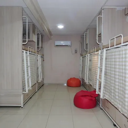 Hostel Abuzz Sakinaka Mumbai