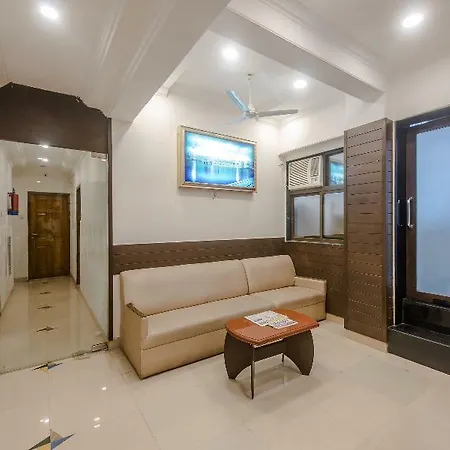 Hotel Oyo Flagship 572 Santacruz West Mumbai