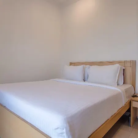 Oyo Flagship 572 Santacruz West 3* Mumbai