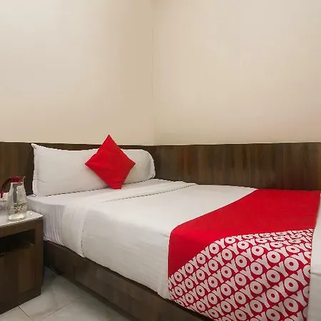 Pearl View 3*