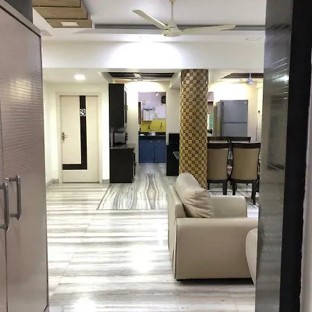 Dev Shelters 6 Hotel