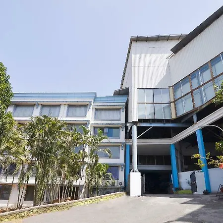 Townhouse Royal Palms Hotel 4*