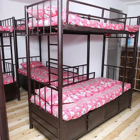 Royal Palace Hostel Mumbai