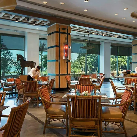 Hotel Marriott Executive - Lakeside Chalet,