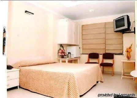 Airlines International Hotel
