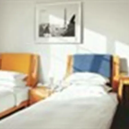 The Gordon House - Near Gateway Of India Hotel Mumbai