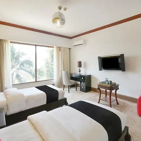 Townhouse Royal Palms 4*