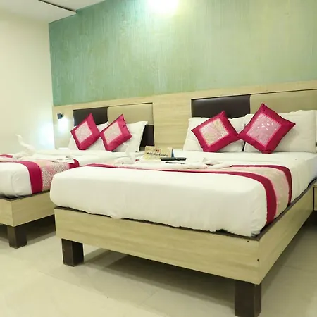 Plaza Executive - Near Bkc 3*