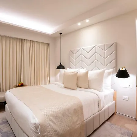 The Park Juhu Hotel 4*