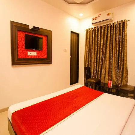 Adore Palace Lodge *