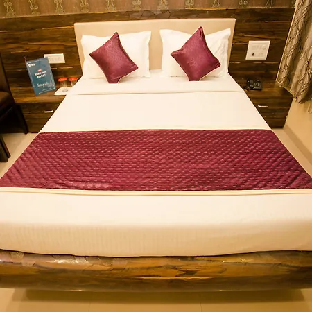 Adore Palace * Mumbai