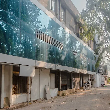 Fabhotel Veera Residency - Nr Airport 3* Mumbai