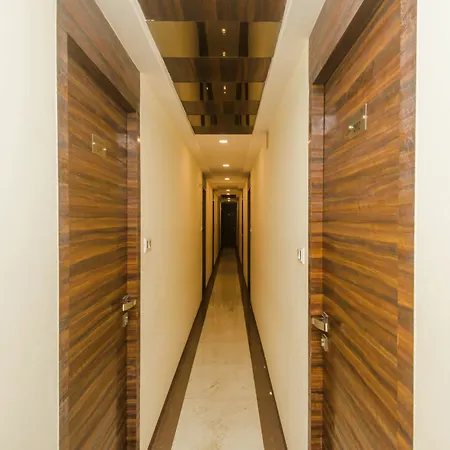 Palace Residency Near Lokmanya Tilak Terminus Hotel 2*
