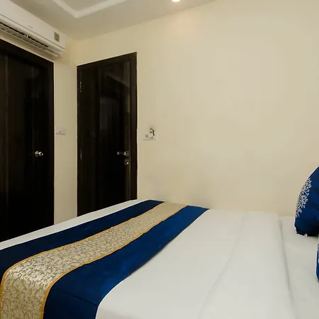 Palace Residency Near Lokmanya Tilak Terminus Hotel 2*
