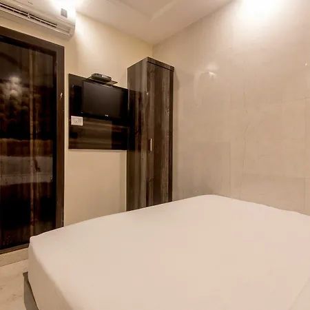 Hotel Palace Residency Near Lokmanya Tilak Terminus
