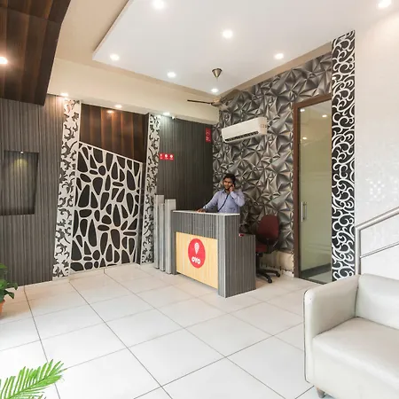 Palace Residency Near Lokmanya Tilak Terminus