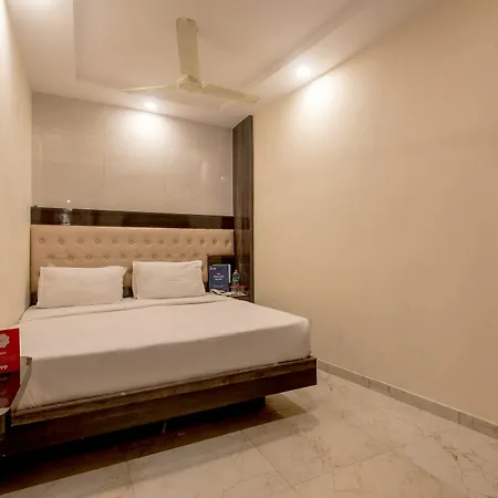 Palace Residency Near Lokmanya Tilak Terminus Hotel 2*