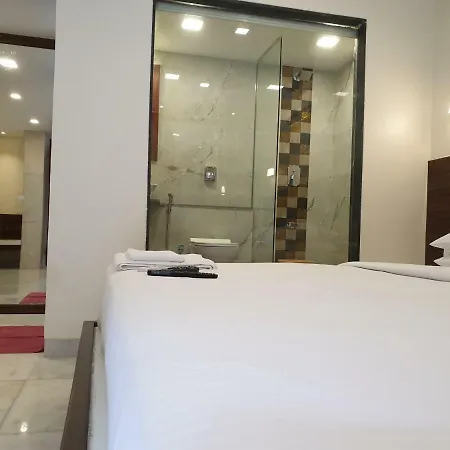 Hotel Milan International 3*