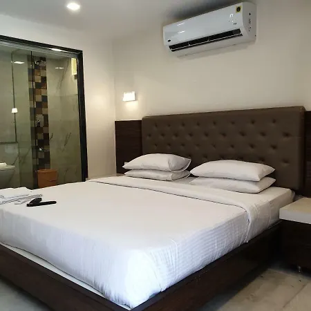 Milan International Hotel