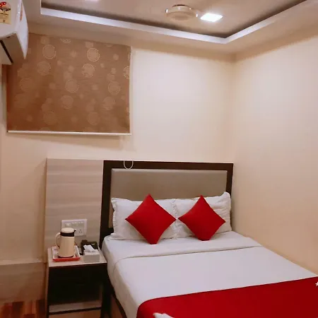 Hotel Happyland Mumbai