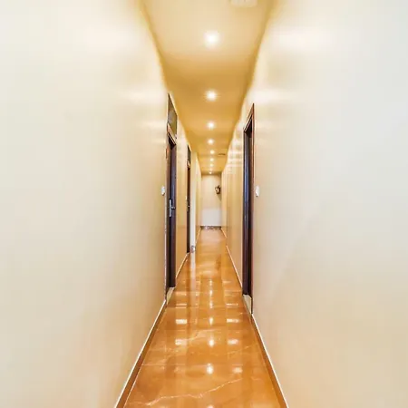 Fabexpress Liwa International Andheri East Hotel