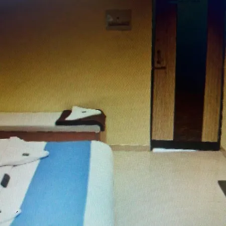 Hotel Maangta 111 @ Andheri East Mumbai