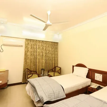 Sagar Hotel *