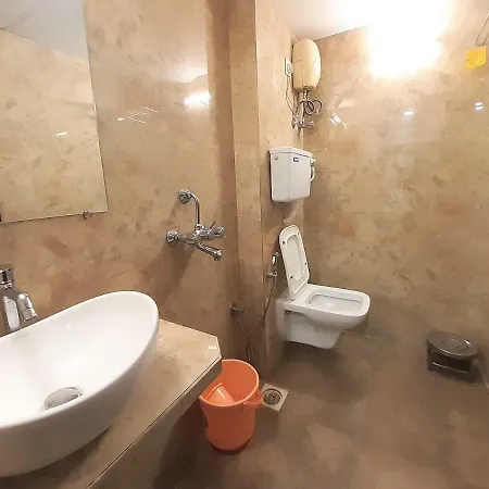 Hotel Hexa A1 3*