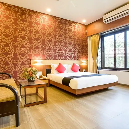 Capital O 36119 Royal Garden & Lawns Hotel