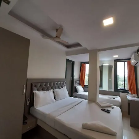 Royal Comfort Hotel 3*