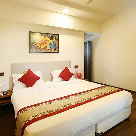House Luxury Apartments, Santacruz East * Mumbai