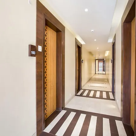 Capital O 36119 Royal Garden & Lawns 3* Mumbai