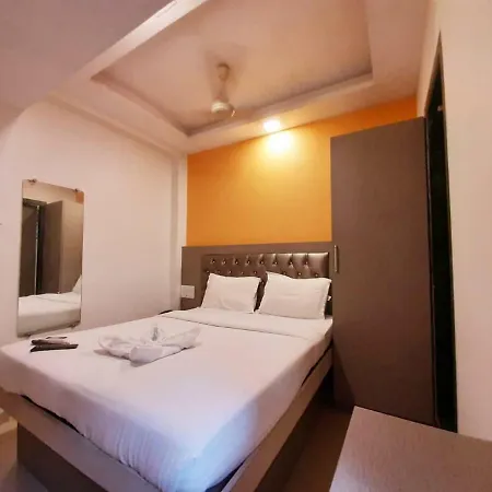 Royal Comfort 3* Mumbai