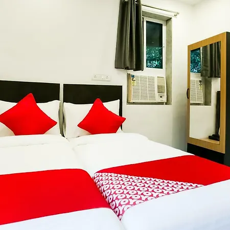 Oyo Flagship 38540 Hotel Shangrila Flagship Saver Hotel 3*