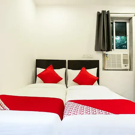Oyo Flagship 38540 Hotel Shangrila Flagship Saver 3*