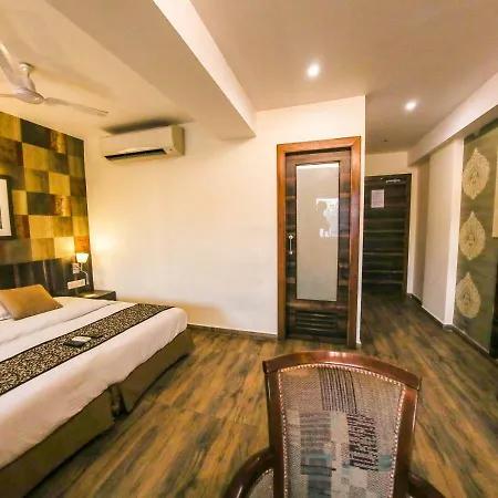 Maharana Chembur Hotel 2*