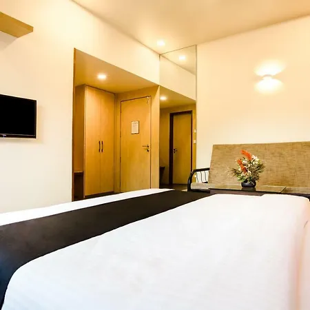 Capital O 36119 Royal Garden & Lawns Hotel Mumbai