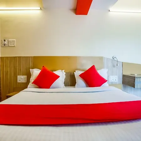 Neelkiran Hotel 3*
