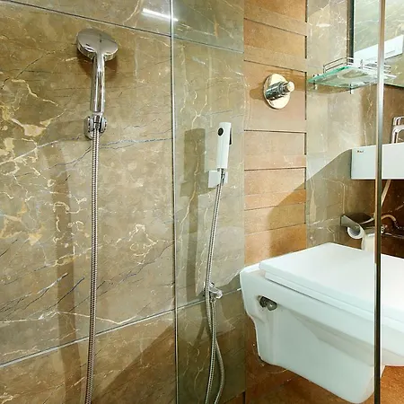 Apartment House Luxury Apartments, Santacruz East