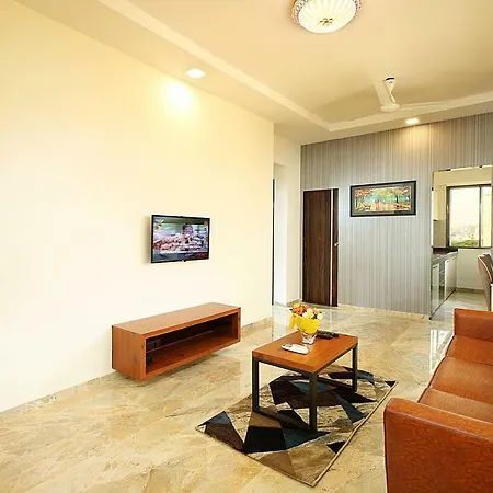 Apartment House Luxury Apartments, Santacruz East