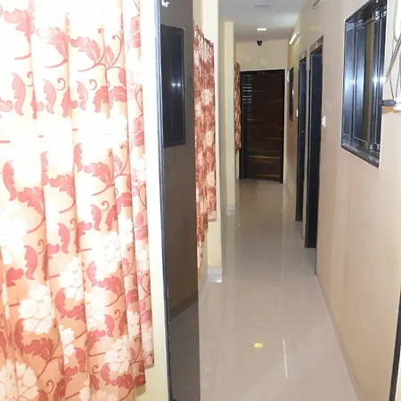 Guest house Sai Residency 3*