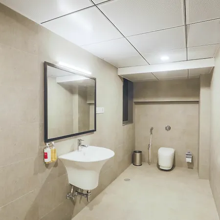 Hotel Townhouse Exhibition Centre Goregaon Mumbai