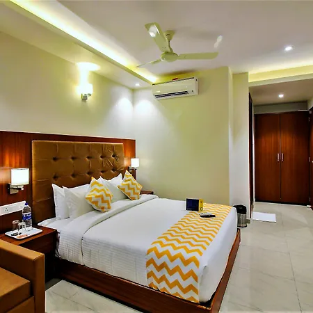 Hotel Super Townhouse Oak Times Square Le Western 3*